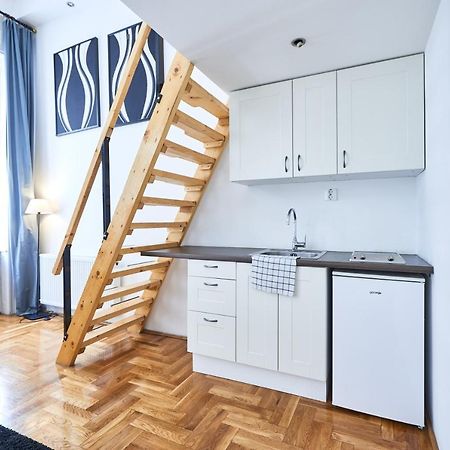 Large Apartment For Groups City Center Dist. VII Budapest Eksteriør bilde