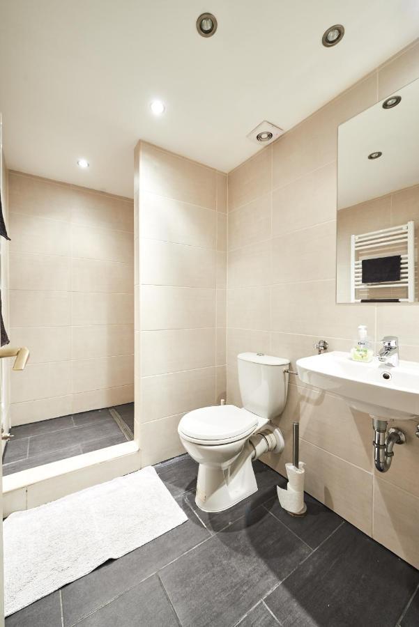 Large Apartment For Groups City Center Dist. VII Budapest Eksteriør bilde