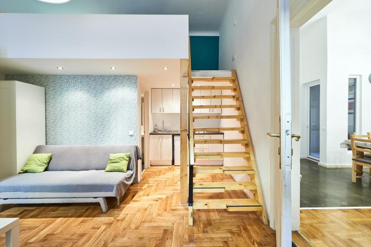 Large Apartment For Groups City Center Dist. VII Budapest Eksteriør bilde